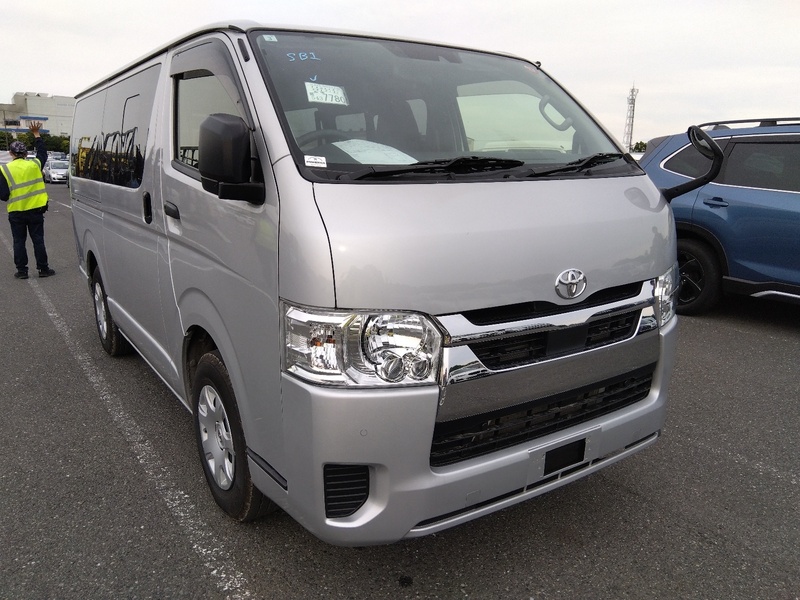 HIACE VAN