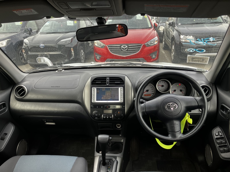 RAV4-8