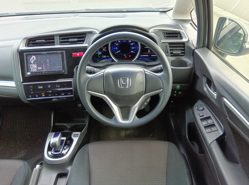 FIT HYBRID