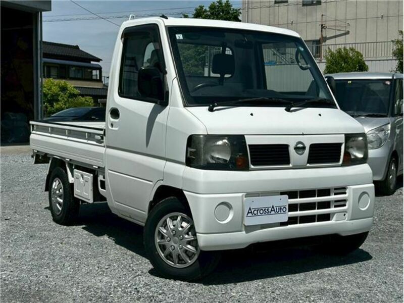 NISSAN CLIPPER TRUCK