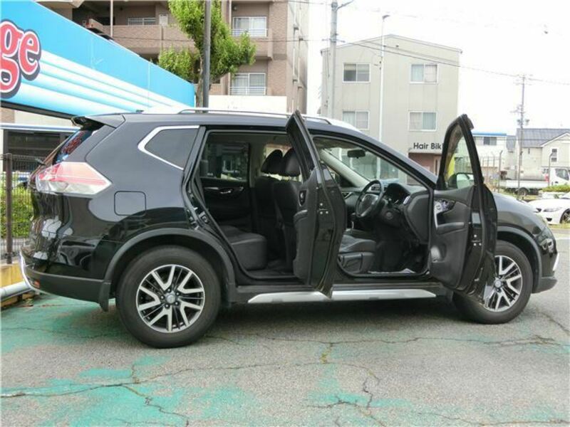 X-TRAIL-10