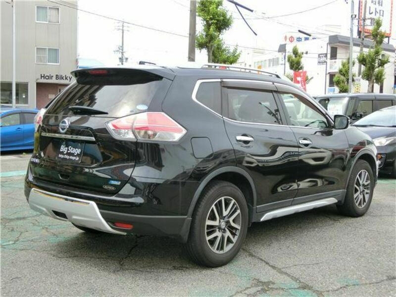 X-TRAIL-14