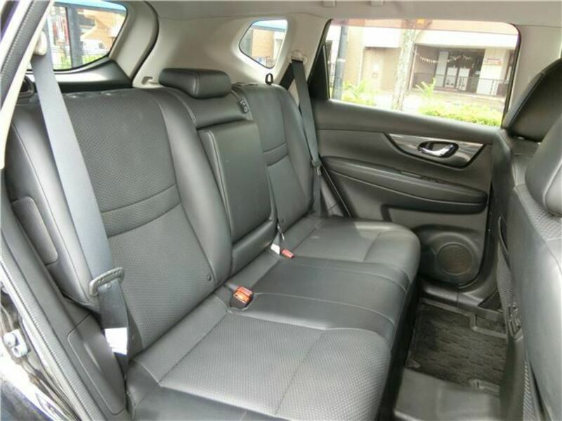 X-TRAIL-28