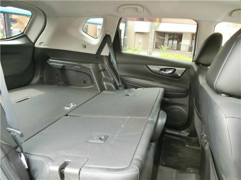 X-TRAIL-30