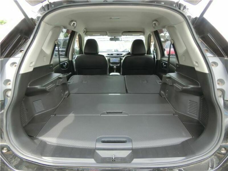 X-TRAIL-33