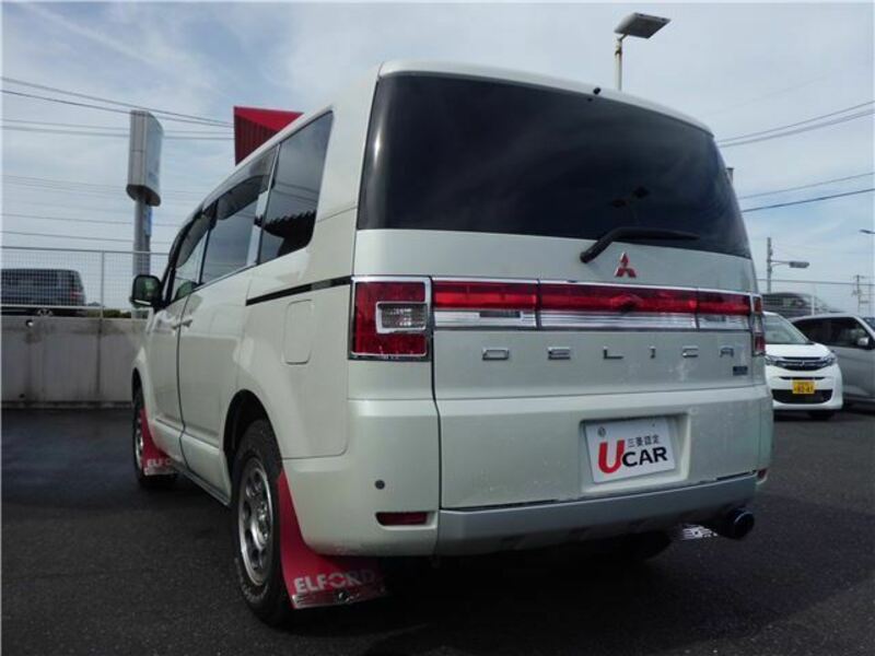 DELICA D5