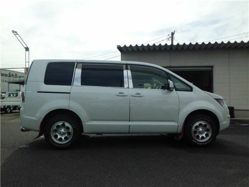 DELICA D5