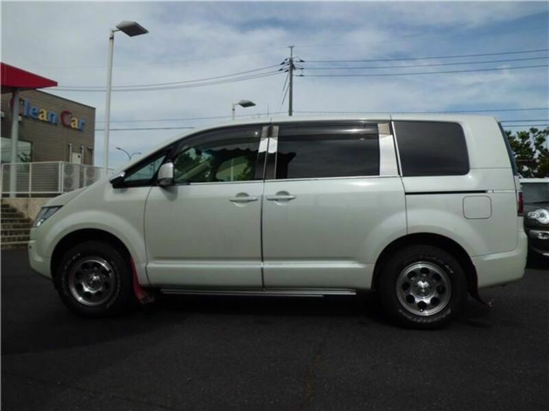 DELICA D5