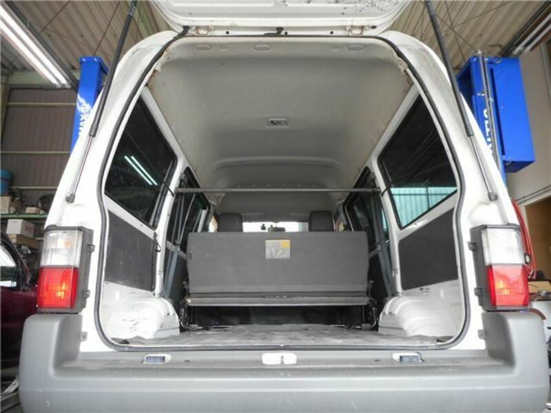 BONGO VAN