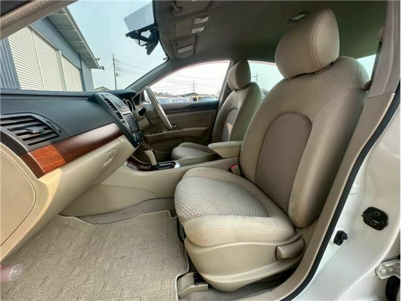BLUEBIRD SYLPHY