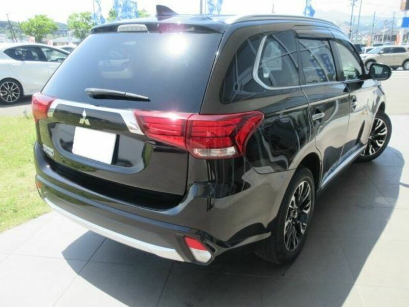 OUTLANDER PHEV