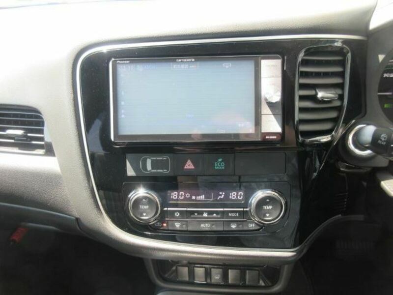 OUTLANDER PHEV