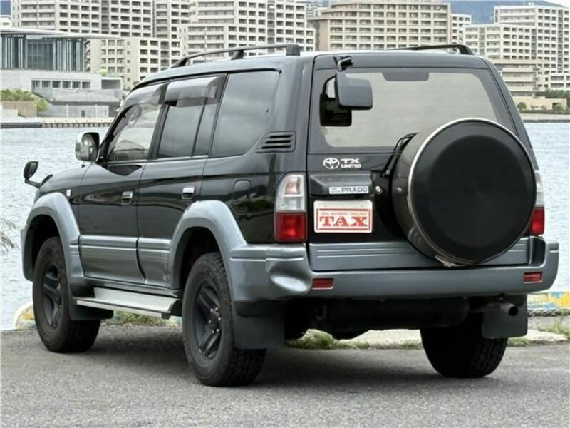 LAND CRUISER PRADO-1