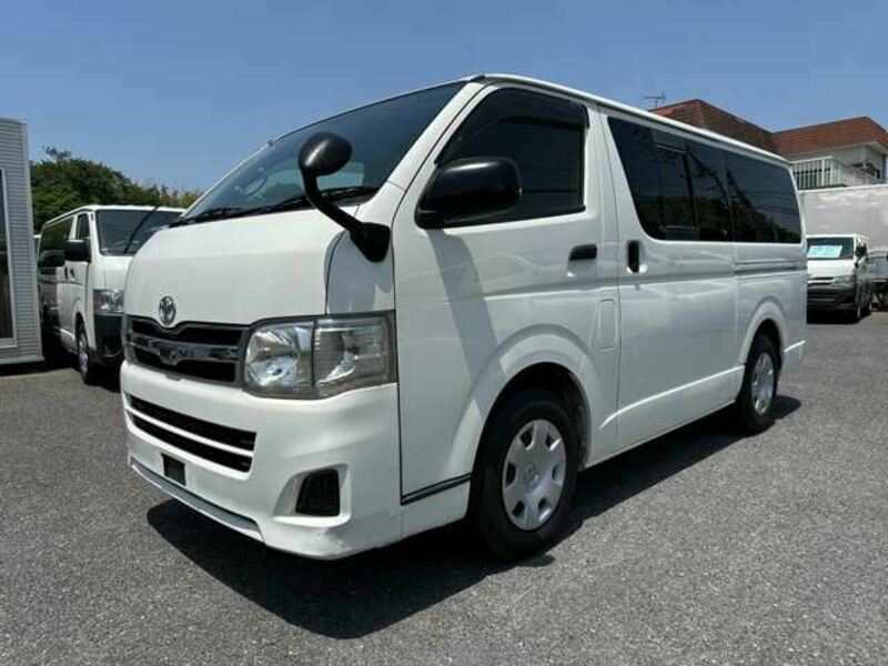 HIACE VAN