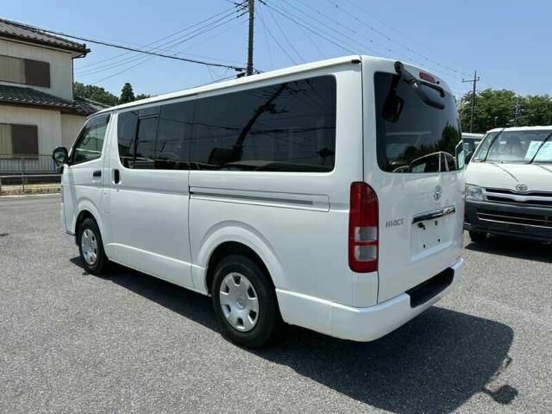 HIACE VAN