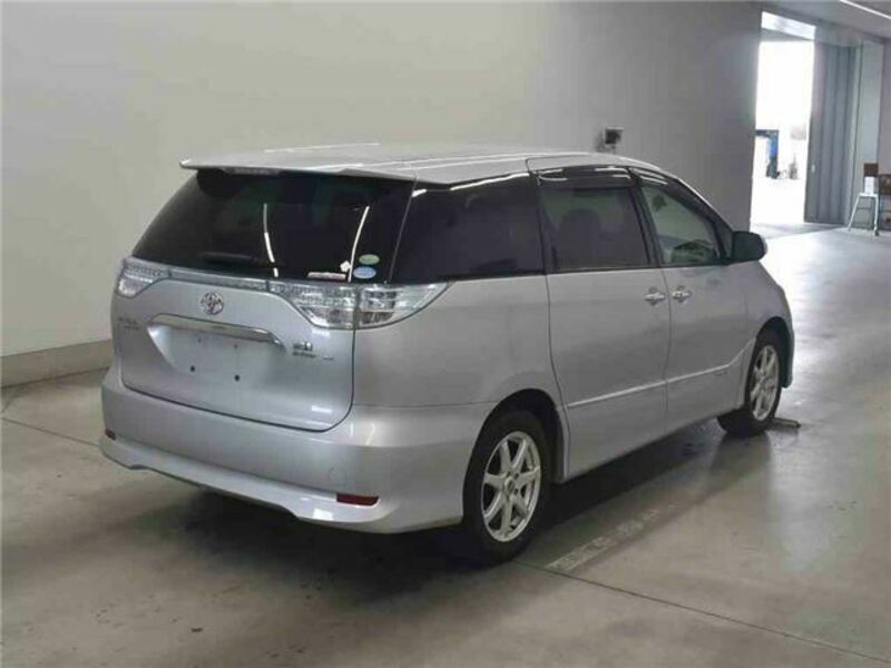 ESTIMA HYBRID
