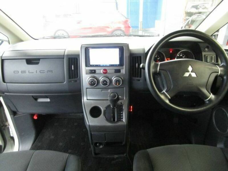 DELICA D5