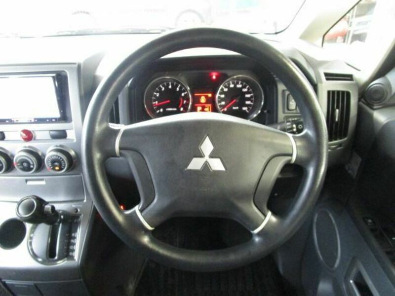 DELICA D5