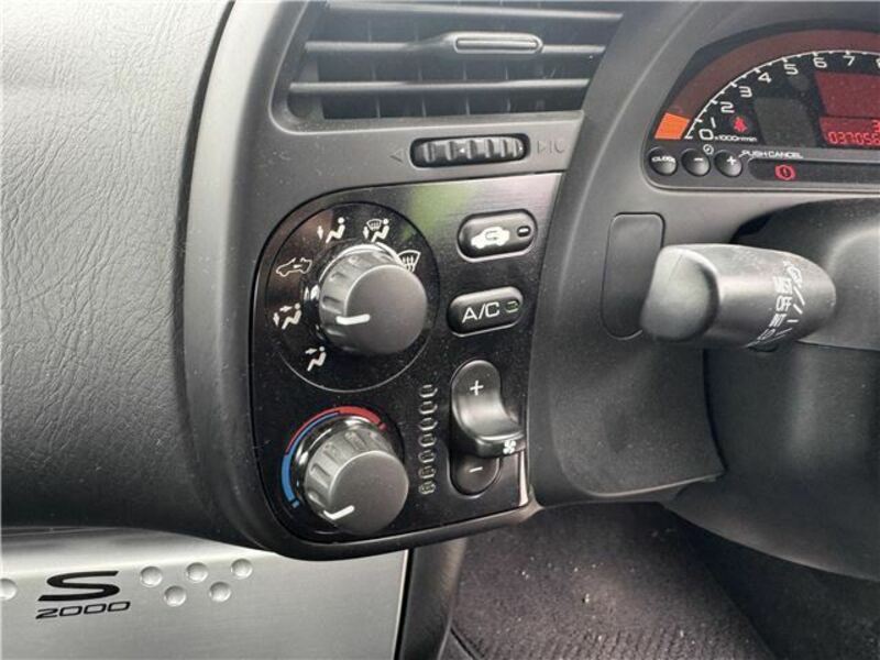 S2000