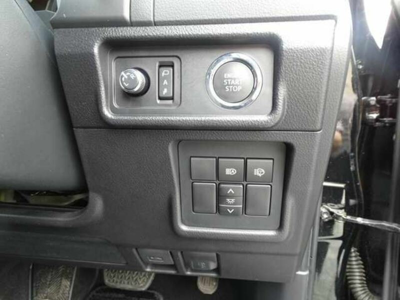 LAND CRUISER PRADO-16