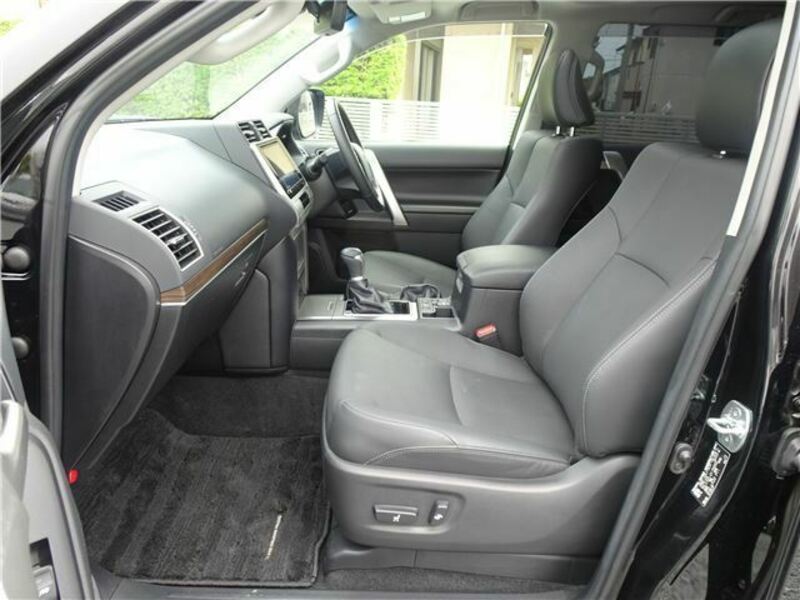 LAND CRUISER PRADO-39