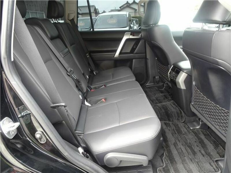 LAND CRUISER PRADO-47