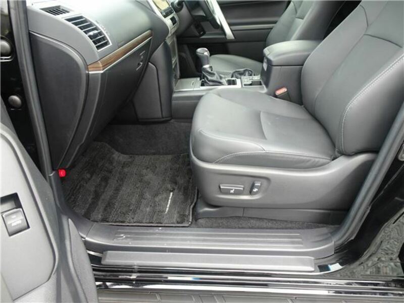 LAND CRUISER PRADO-48