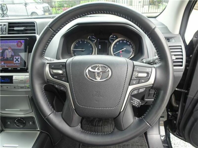 LAND CRUISER PRADO-49