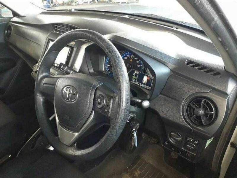 COROLLA FIELDER