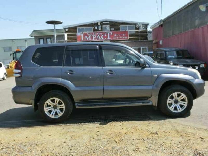 LAND CRUISER PRADO-7