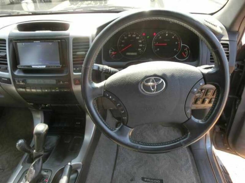 LAND CRUISER PRADO-36