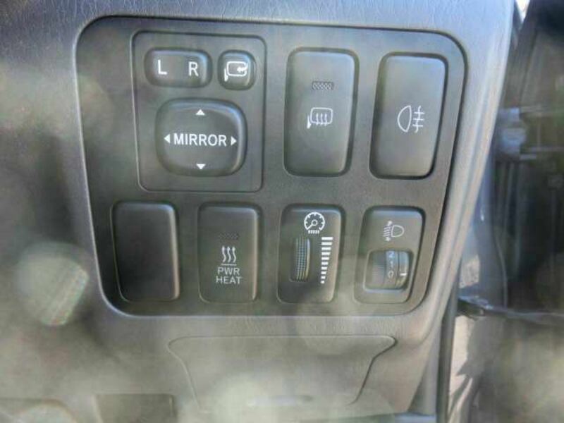 LAND CRUISER PRADO-37