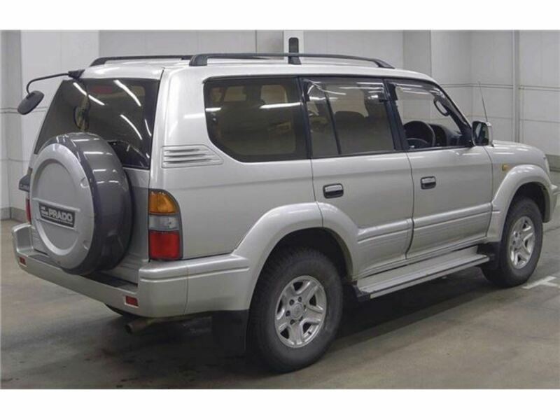 LAND CRUISER PRADO-1
