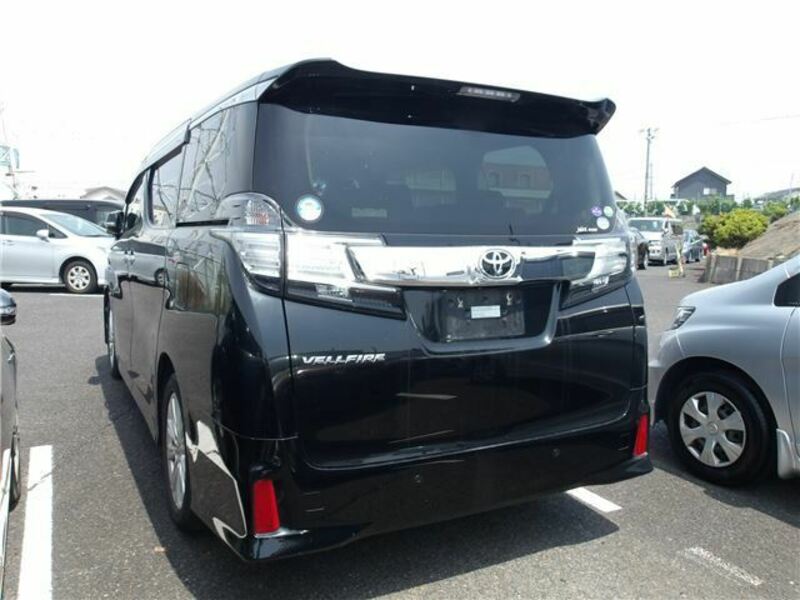 VELLFIRE-2