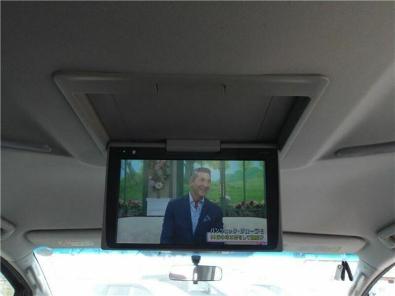 VELLFIRE-6