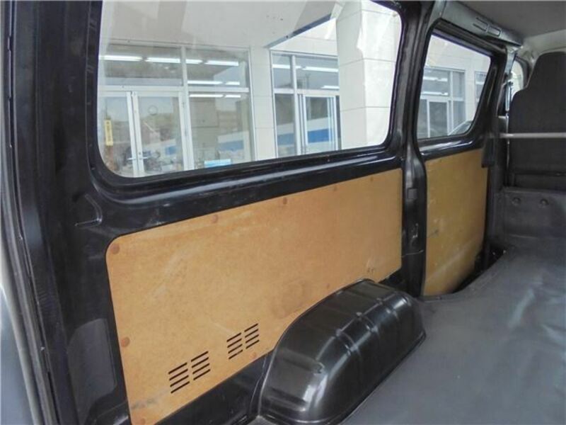 HIACE VAN-21