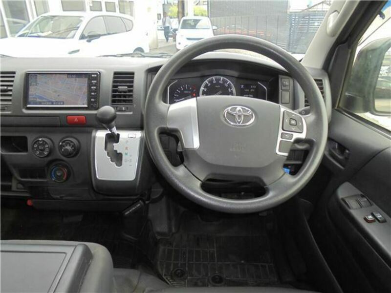 HIACE VAN-27