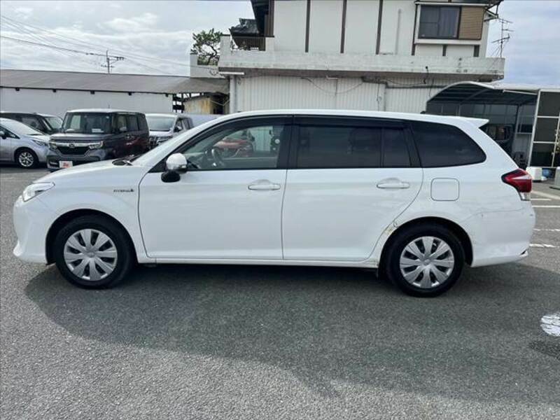 COROLLA FIELDER