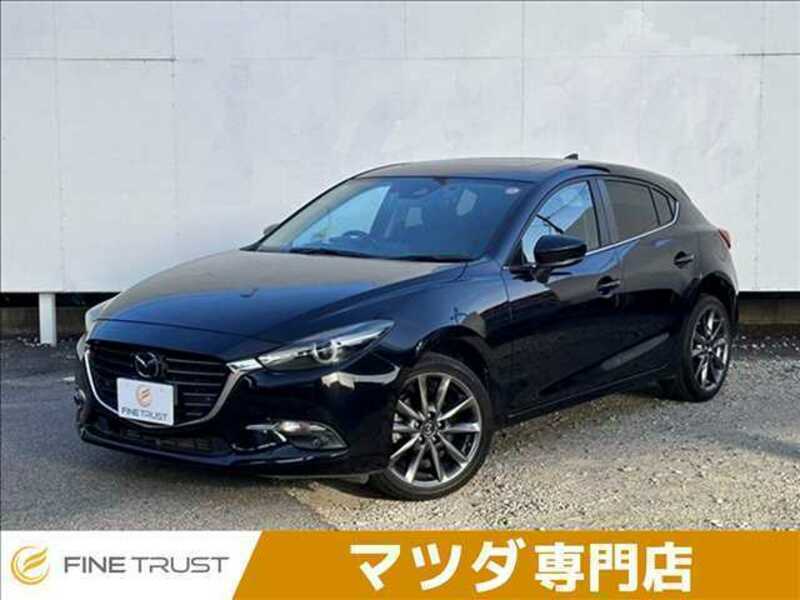 MAZDA　AXELA