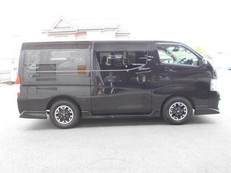 NV350 CARAVAN