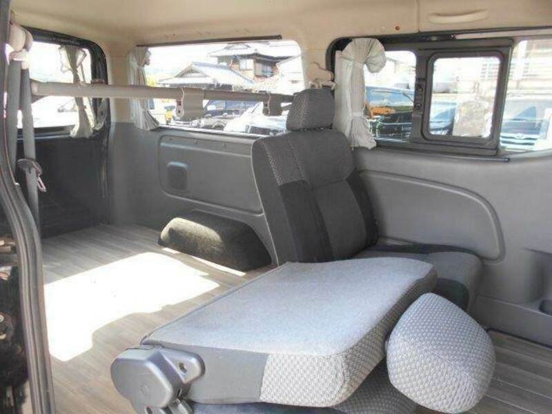 NV350 CARAVAN