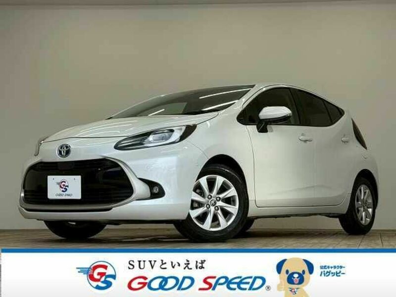TOYOTA　AQUA