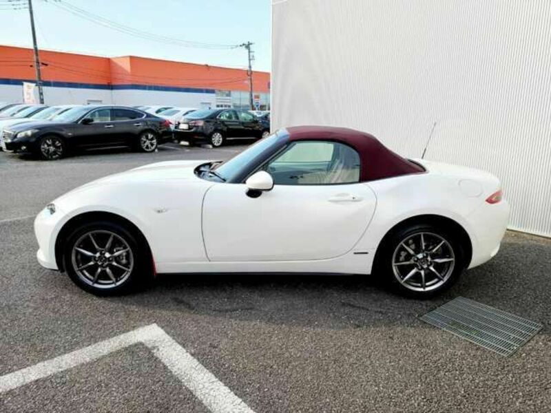 ROADSTER