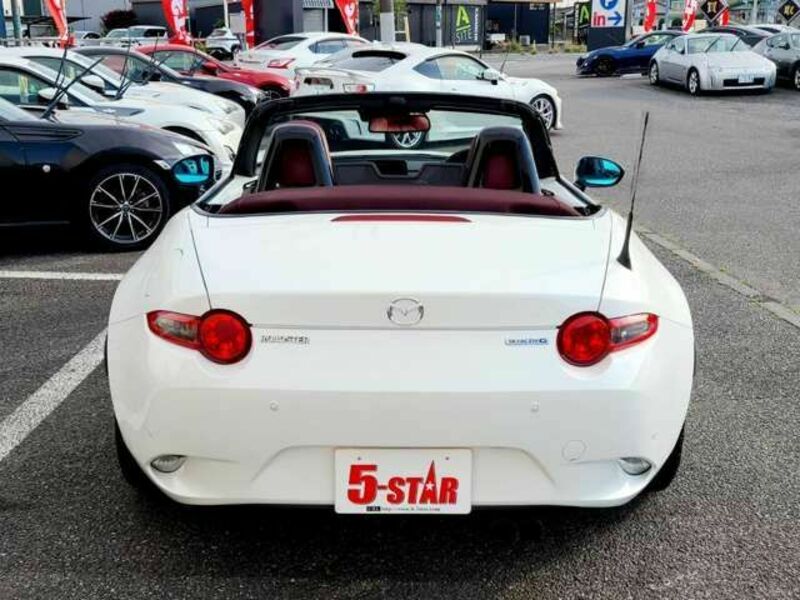 ROADSTER