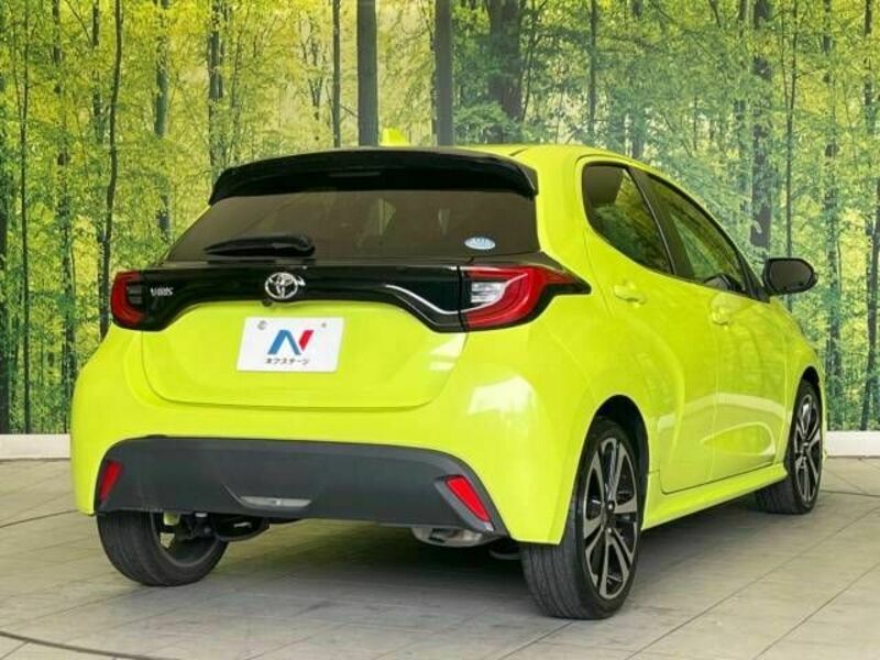 YARIS-16