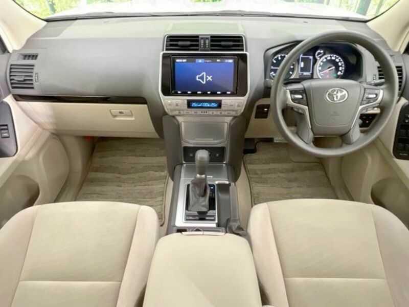 LAND CRUISER PRADO-1