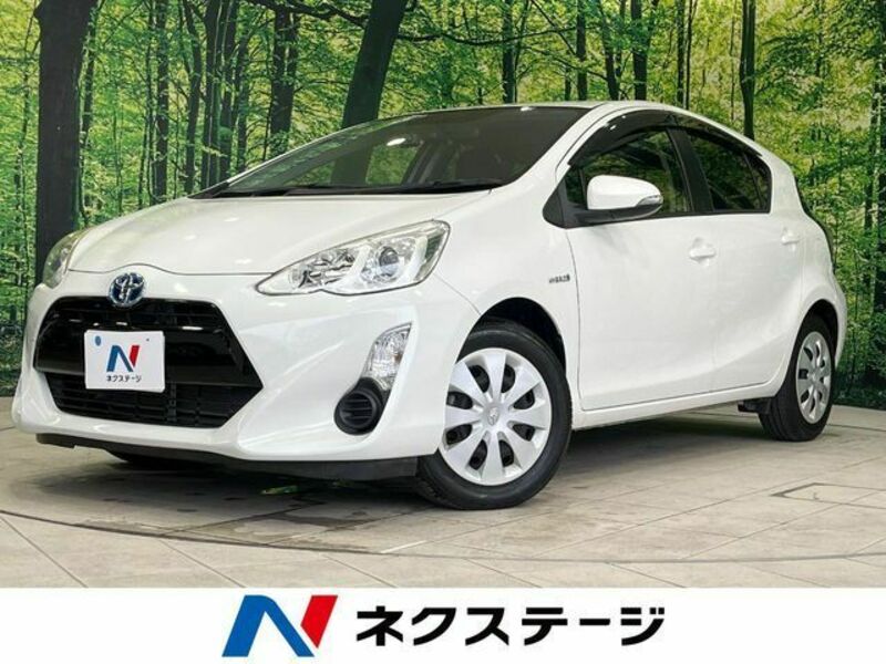 TOYOTA　AQUA