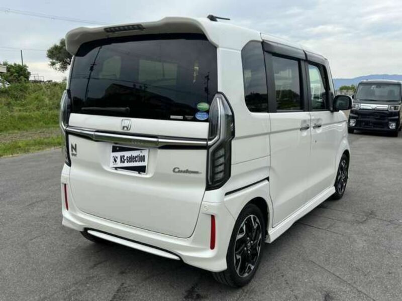 N BOX CUSTOM