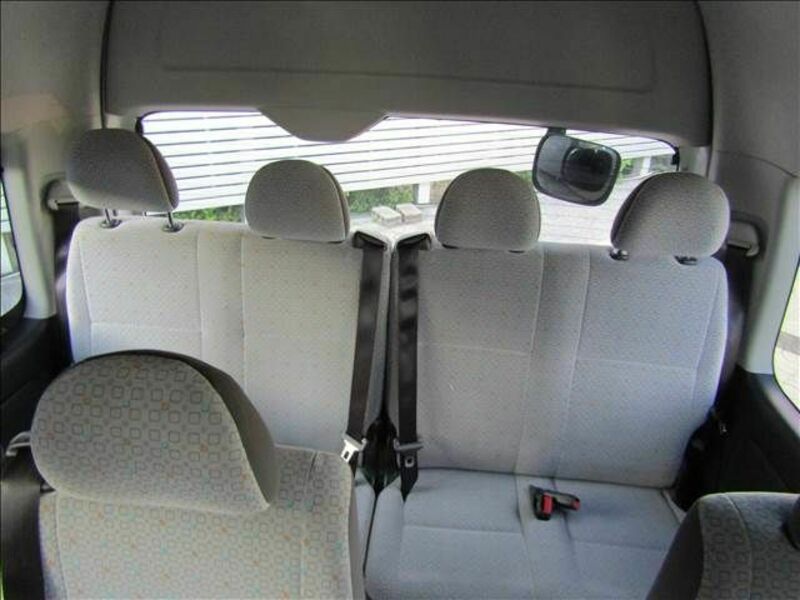 HIACE COMMUTER