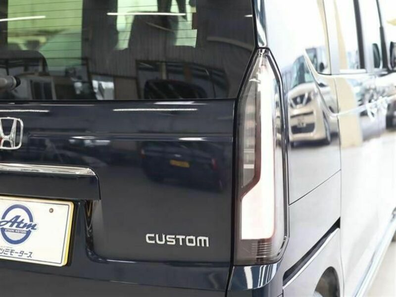 N BOX CUSTOM
